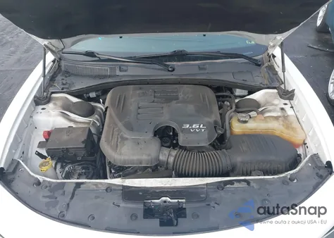 2019 Dodge Charger Gt Rwd z USA, uszkodzony, nr VIN 2C3CDXHG6KH671137